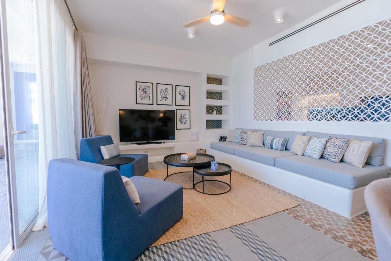 Cloud 7 Residences Ayla Akaba Exterior foto Living room